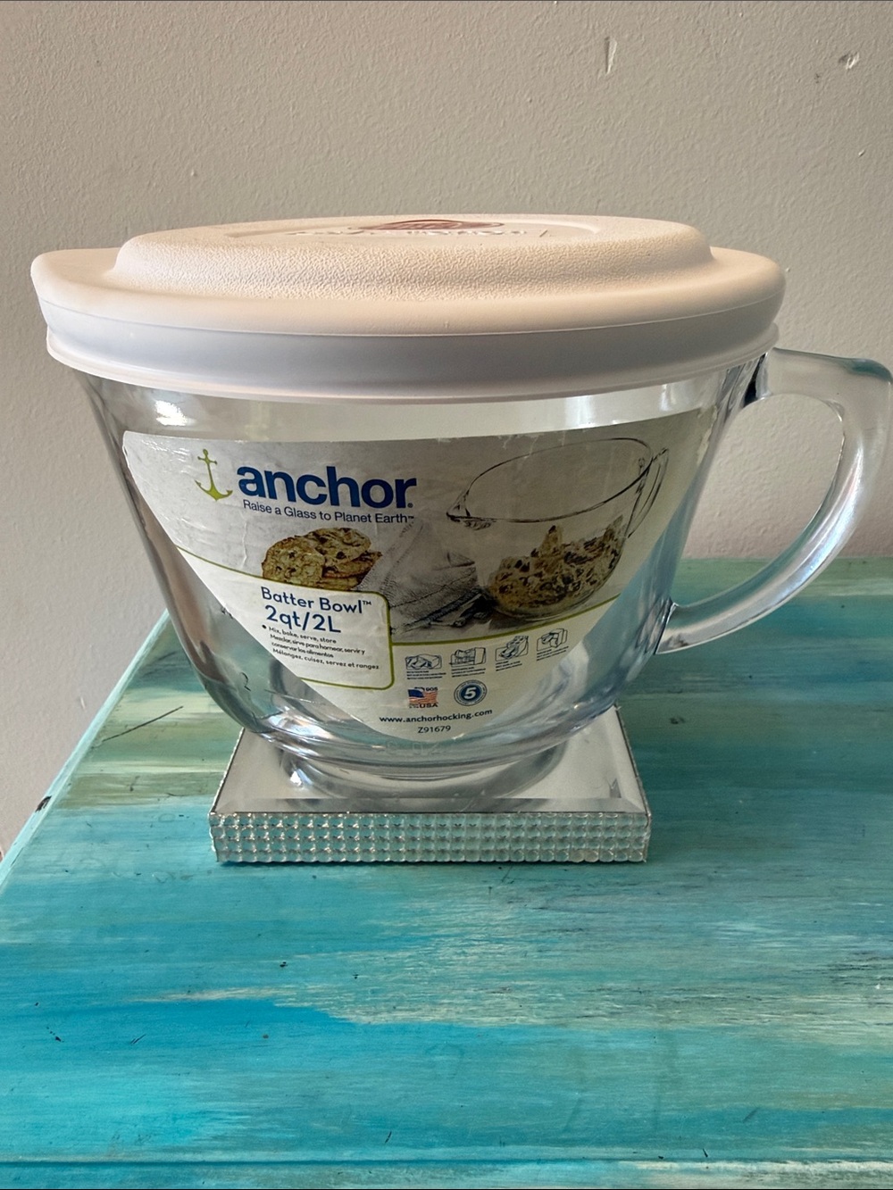 Anchor Hocking Clear Glass Batter Bowl with White Lid and Handle